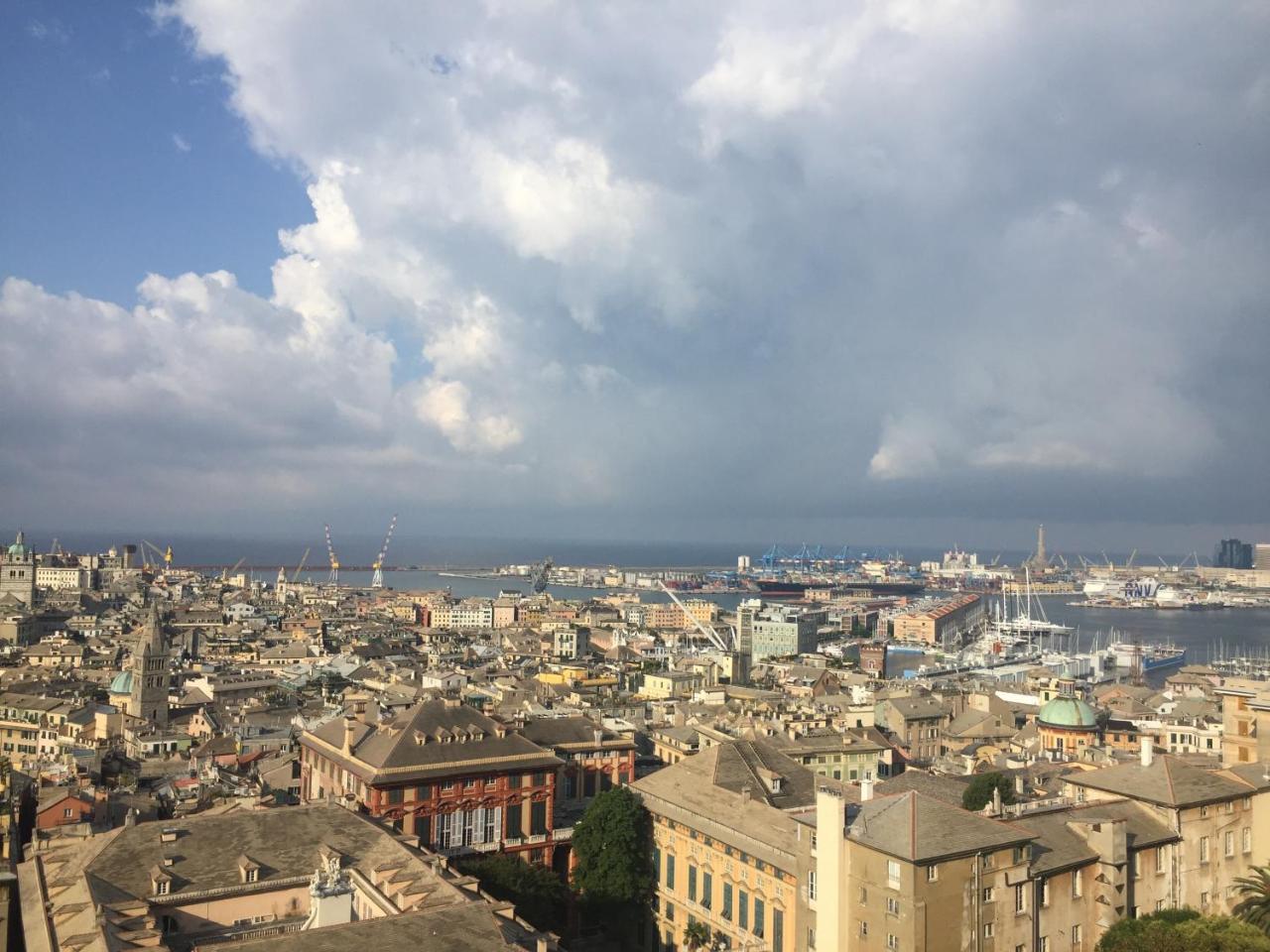 Appartamento al Ponte Reale Genova Esterno foto